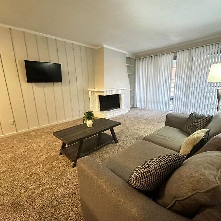 Relaxing Apartment In Bay Area Stay Near Houston Attractions Exterior photo